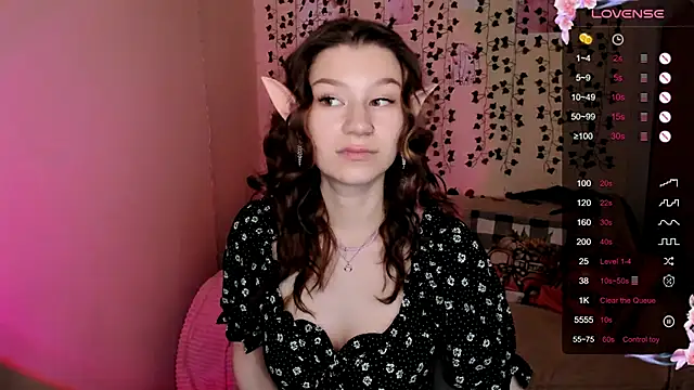 LinaBlossom  online show from October 30, 8:16 am