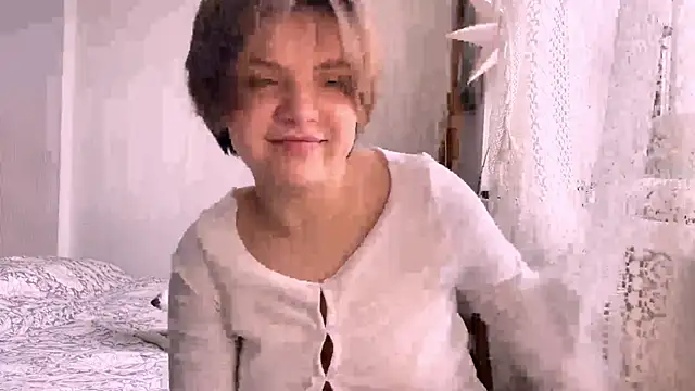 SabrinaFolts online show from October 5, 9:07 am