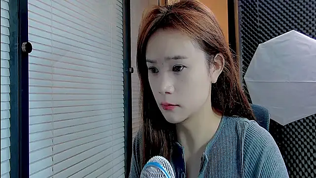 Snapshot of YY-27 chatting on September 21, 2:02 am YY-27 online show from September 21, 2:02 am