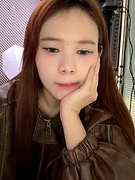 Snapshot of YY-27 chatting on November 5, 5:40 am YY-27 online show from November 5, 5:40 am