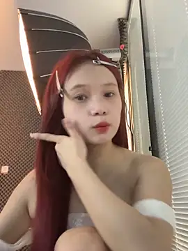 Snapshot of YY-27 chatting on November 12, 8:15 am YY-27 online show from November 12, 8:15 am