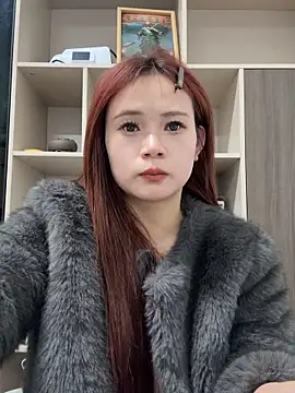 Snapshot of YY-27 chatting on December 16, 11:48 am YY-27 online show from December 16, 11:48 am