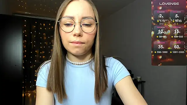 Snapshot of fun_nd_bun chatting on October 8, 1:36 am fun nd bun online show from October 8, 1:36 am