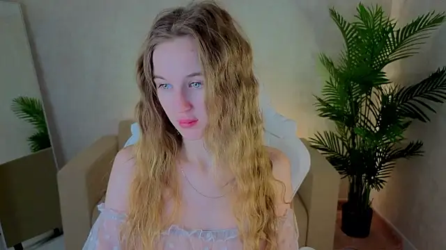 kianawhite online show from February 5, 9:25 am