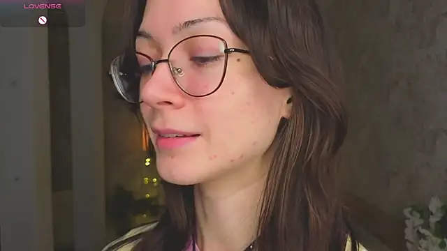 ReneeLippeatt online show from January 15, 7:28 pm