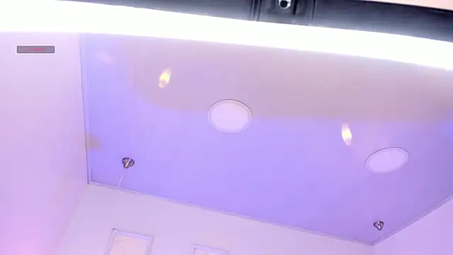 amaraa lewiis online show from November 24, 12:16 pm