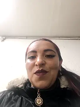 Snapshot of Alisson_Stonee chatting on May 6, 1:47 am Alisson Stonee online show from May 6, 1:47 am