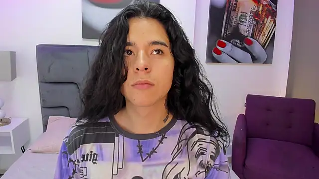 Angel Dustts online show from November 6, 7:26 pm