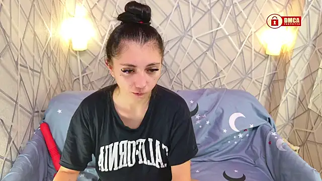 Charming LIA online show from November 7, 12:38 pm