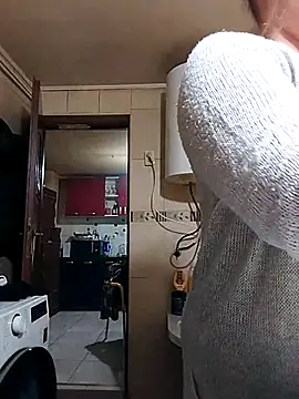 Snapshot of Mommygetnaughty chatting on November 14, 10:29 pm Mommygetnaughty online show from November 14, 10:29 pm