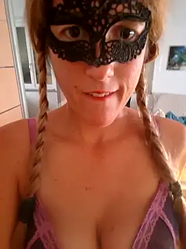 Naughty-Layla online show from October 4, 6:28 pm