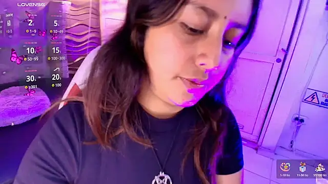 TahiyaMuley  online show from December 4, 7:55 pm