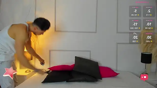 Snapshot of evansopry chatting on October 20, 9:59 pm evansopry online show from October 20, 9:59 pm