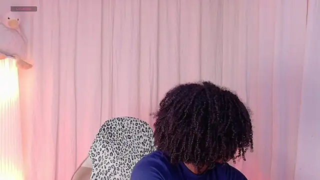 kehlannis  online show from November 13, 7:35 pm