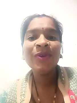 Snapshot of Cuty_prathna chatting on November 28, 11:29 pm Cuty prathna online show from November 28, 11:29 pm