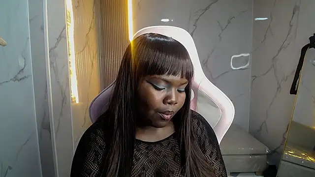 Soffia b online show from November 7, 3:17 am