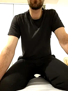 AD Vu online show from October 18, 3:02 pm