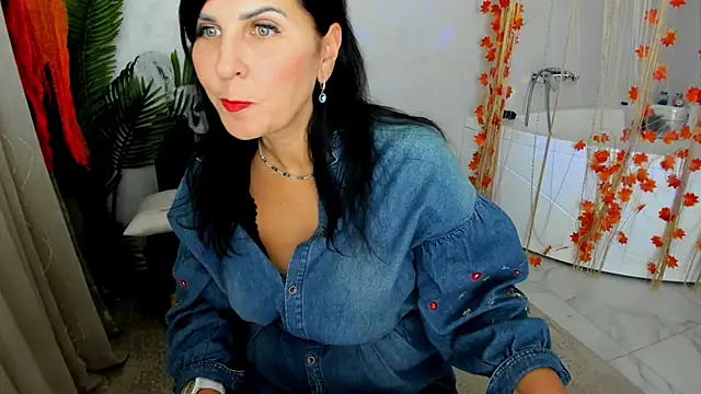 Moon Veloure1 online show from November 5, 4:01 am