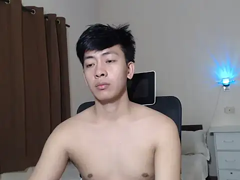 Snapshot of niel_cumshow chatting on November 1, 1:18 am niel cumshow online show from November 1, 1:18 am