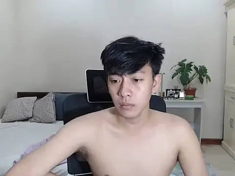 Snapshot of niel_cumshow chatting on November 9, 4:44 am niel cumshow online show from November 9, 4:44 am