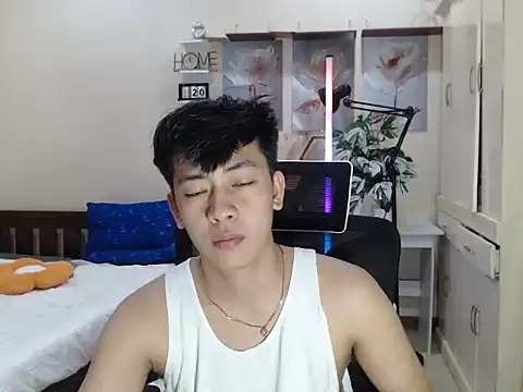 Snapshot of niel_cumshow chatting on December 1, 6:02 pm niel cumshow online show from December 1, 6:02 pm