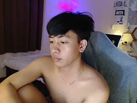 Snapshot of niel_cumshow chatting on December 15, 6:12 pm niel cumshow online show from December 15, 6:12 pm