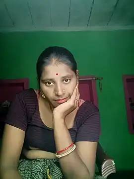 Hot bhomihh4 online show from October 4, 7:39 am