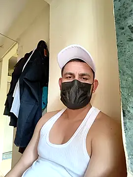 Snapshot of Punjabi27 chatting on November 20, 10:15 am Punjabi27 online show from November 20, 10:15 am