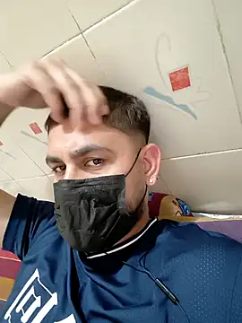 Snapshot of Punjabi27 chatting on November 25, 11:21 am Punjabi27 online show from November 25, 11:21 am