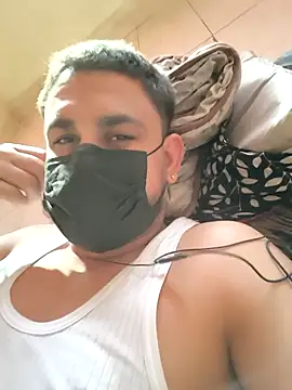 Snapshot of Punjabi27 chatting on November 28, 10:40 am Punjabi27 online show from November 28, 10:40 am