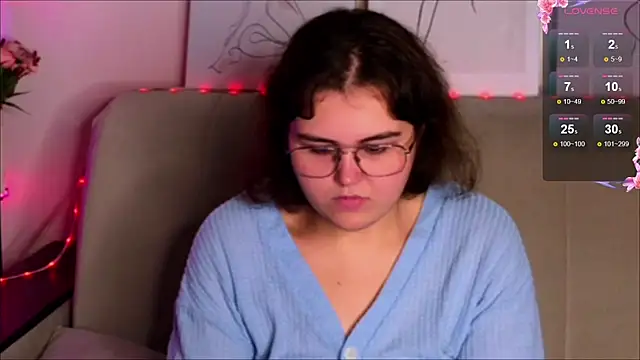  online show from October 8, 10:46 am