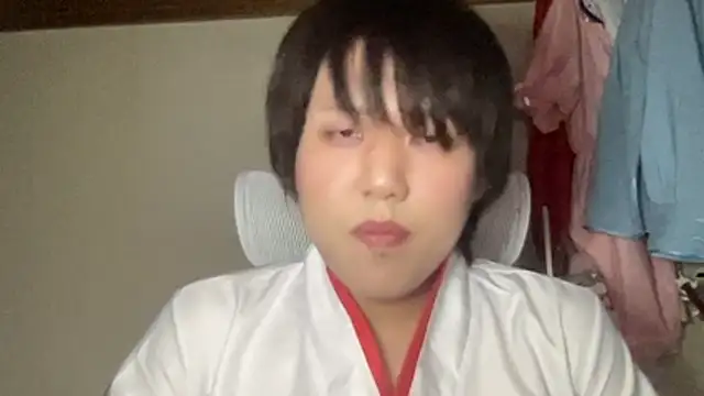 Snapshot of nuu1_221 chatting on October 31, 6:09 pm nuu1 221 online show from October 31, 6:09 pm