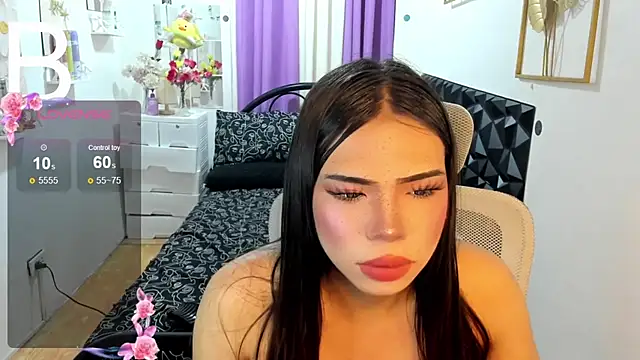 Lovely naughtyLeii online show from November 18, 5:28 pm