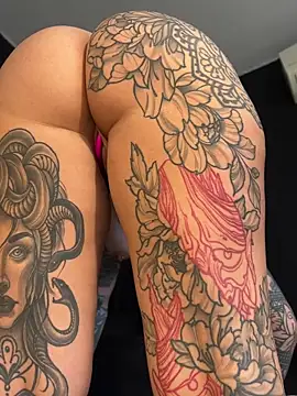 charlotteemerson123 online show from December 20, 4:14 pm