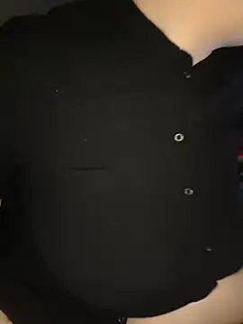 Snapshot of Katy2323 chatting on October 17, 7:05 pm Katy2323 online show from October 17, 7:05 pm