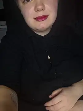 Snapshot of Katy2323 chatting on October 23, 7:23 pm Katy2323 online show from October 23, 7:23 pm