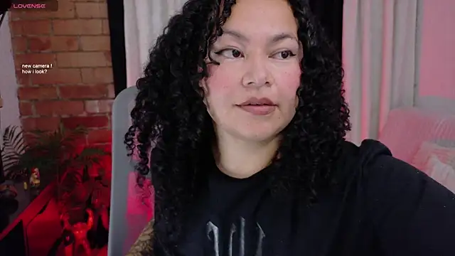 Chubby Licius online show from April 10, 11:53 pm