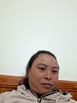 xuxulovezz online show from December 19, 1:29 pm