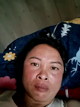 xuxulovezz online show from March 21, 5:23 am