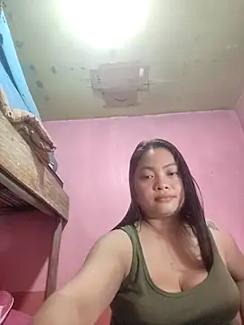 radiantbloom online show from January 7, 1:52 am