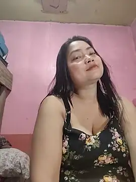 radiantbloom online show from January 13, 2:50 am