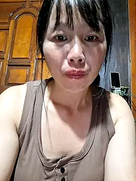 helenzz online show from October 18, 12:39 pm