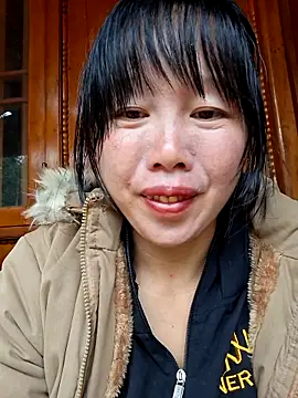 helenzz online show from November 21, 12:43 am