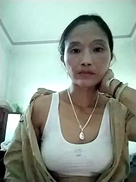 Snapshot of abigail-00 chatting on October 26, 9:48 am abigail-00 online show from October 26, 9:48 am