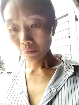 Snapshot of abigail-00 chatting on November 6, 9:54 am abigail-00 online show from November 6, 9:54 am