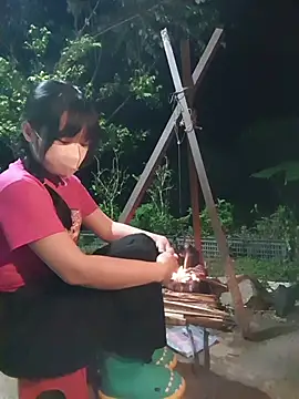 Helen-Tran online show from October 25, 12:56 pm