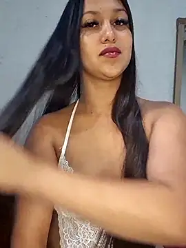 Snapshot of graziele00 chatting on February 10, 11:25 am graziele00 online show from February 10, 11:25 am