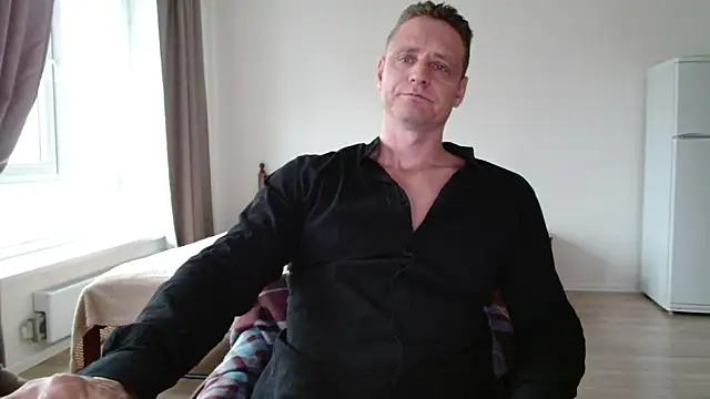 Freeze Fire online show from November 4, 8:46 am