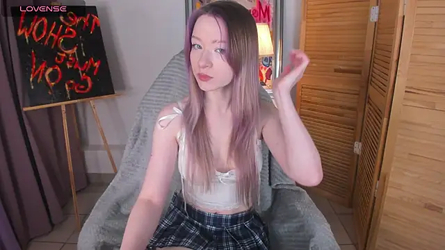 elliupp online show from March 28, 4:06 pm