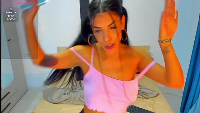 AylinHazellx online show from November 26, 6:09 pm